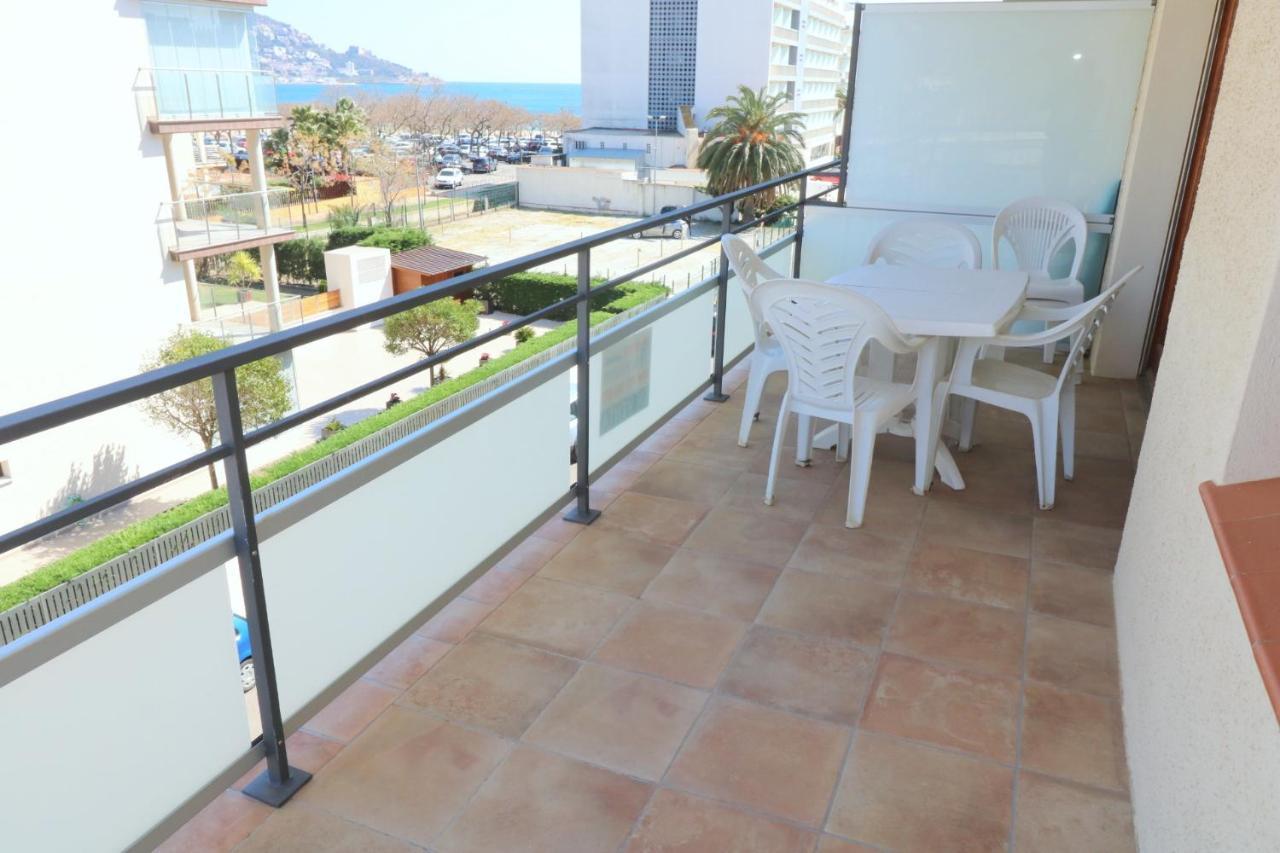 Roses I Exterior foto